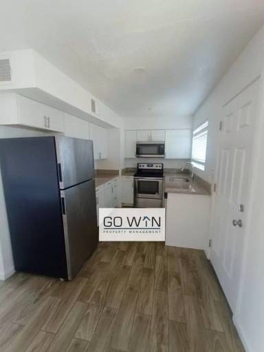 Main picture of 1021 N 28th St