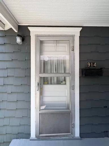 Main picture of 914 Broad Ave NW