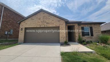 Main picture of 817 Cedar Elm Dr