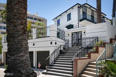 Main picture of 1301 S Beverly Glen Blvd