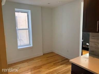 Main picture of 1043 Thomas S Boyland St