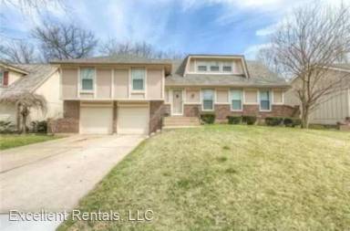 Main picture of 503 NE Country Ln