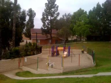 Main picture of 6942 Parkside Ave