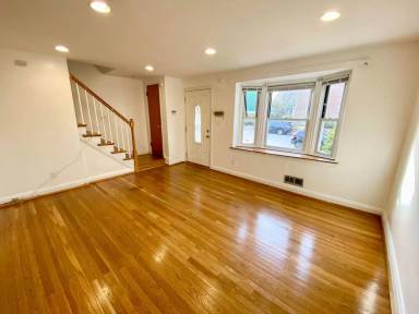 Main picture of 5781 Edgepark Rd