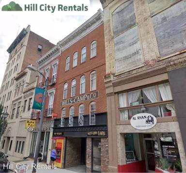 Main picture of 819 Main St