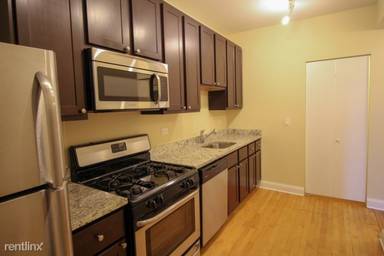 Main picture of 3943 W Belle Plaine Ave