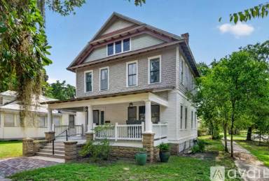Main picture of 516 N 4th St