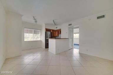 Main picture of 924 SE 2nd St