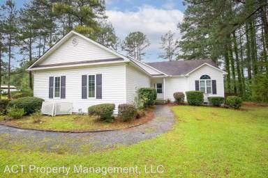 Main picture of 110 Ravenglass Dr