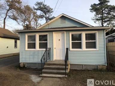 Main picture of 360 Hulse Ave