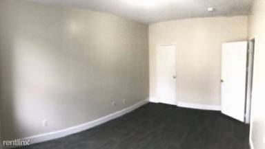 Main picture of 11 Roosevelt Ter