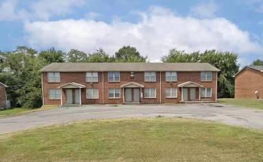 Main picture of 814 Golfview Pl