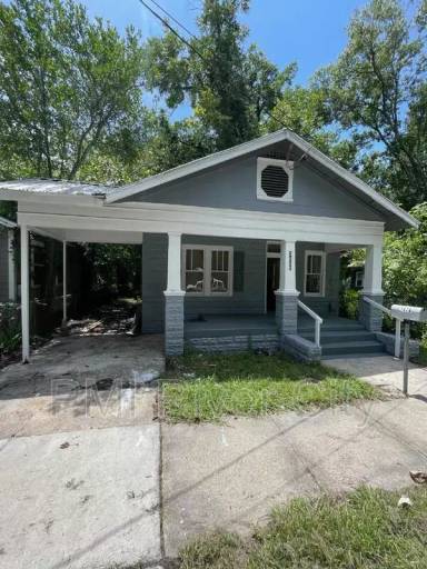 Main picture of 1478 W 5th St