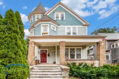 Main picture of 236 Henry Ave SE