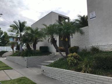 Main picture of 850 Hillside St