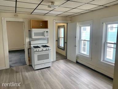Main picture of 66 Broadway