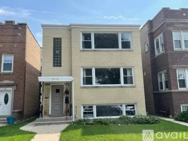 Main picture of 4113 W Wellington Ave