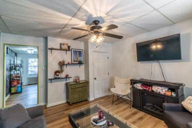 Main picture of 5225 Keystone St