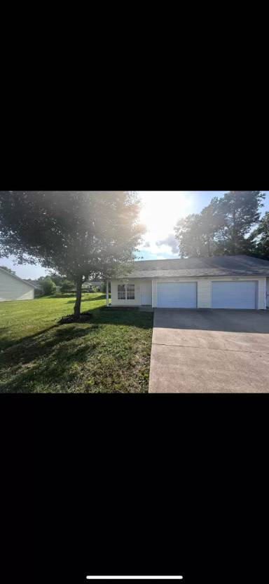 Main picture of 117 Clover Ct