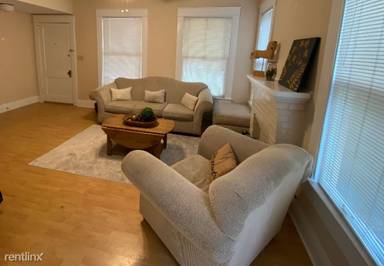 Main picture of 307 S Newport Ave