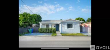 Main picture of 3281 NW 17th St