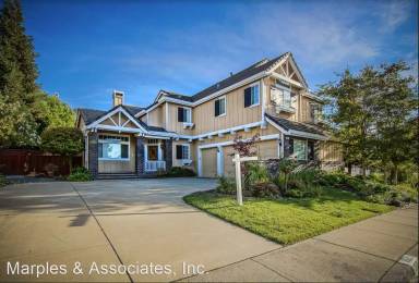 Main picture of 352 Blue Oak Ln