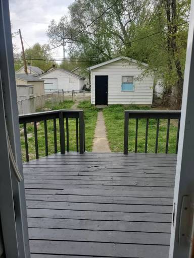 Main picture of 1514 E Illinois St