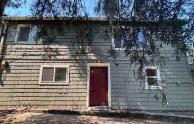 Main picture of 735 Roca St