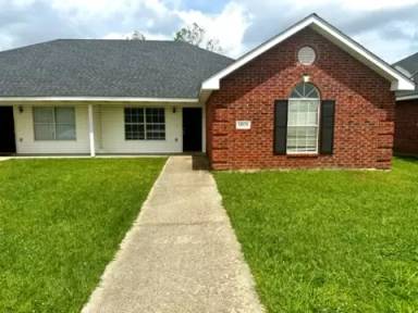 Main picture of 1508 N Vintage Ln