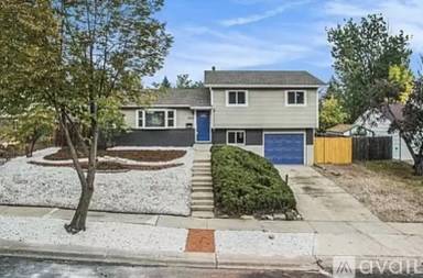 Main picture of 1923 N Chelton Rd