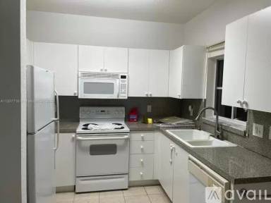 Main picture of 11458 NW 33rd St
