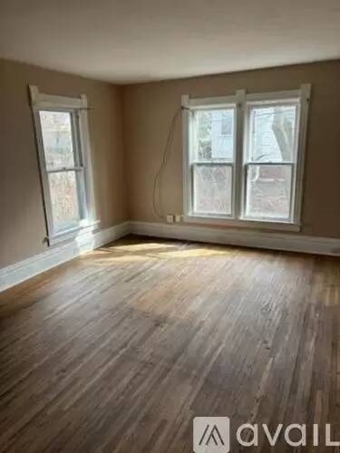 Main picture of 316 S Madison St