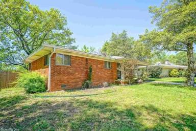 Main picture of 5427 Chauvin Dr
