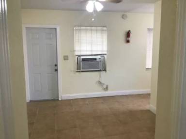 Main picture of 2441 SW 27th Ave