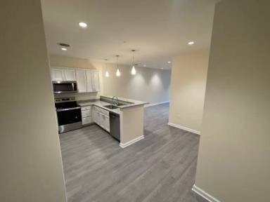 Main picture of 192 Erie Blvd