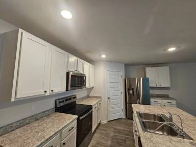 Main picture of 4075 Silver Spur Rd