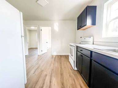 Main picture of 713 Robbins St