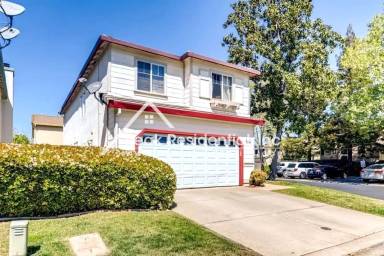 Main picture of 5315 Tamarindo Ln