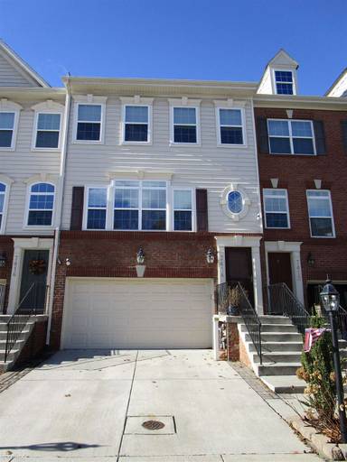 Main picture of 7414 Macon Dr