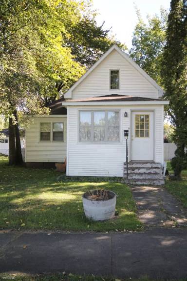 Main picture of 1015 Cherry St