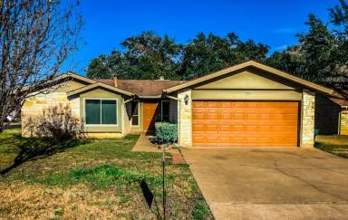 Main picture of 300 Rockcrest Dr