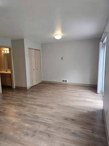 Main picture of 550 Deer Meadow Ct