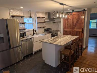 Main picture of 54 Nahant St