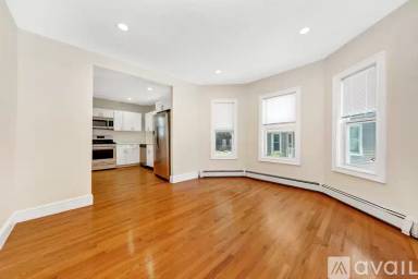 Main picture of 11 Winter Hill Rd