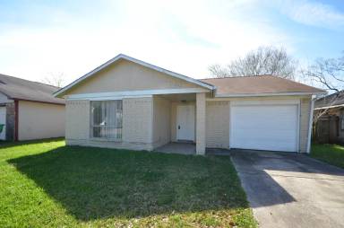 Main picture of 722 Odessa Ct