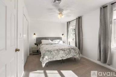 Main picture of 32 Fox Meadow Rd