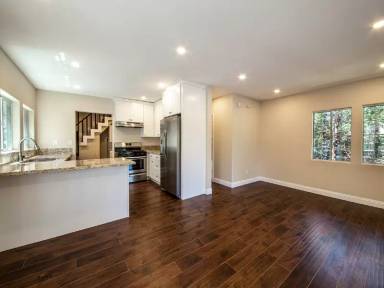 Main picture of 23853 Wildwood Ln