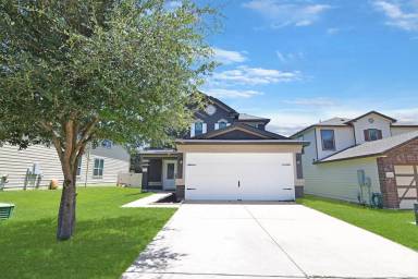 Main picture of 1025 Tumbleweed Trl