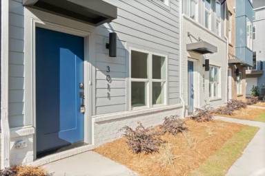 Main picture of 3011 Jolene Ct