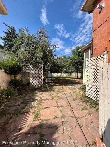 Main picture of 2525 W 36th Ave